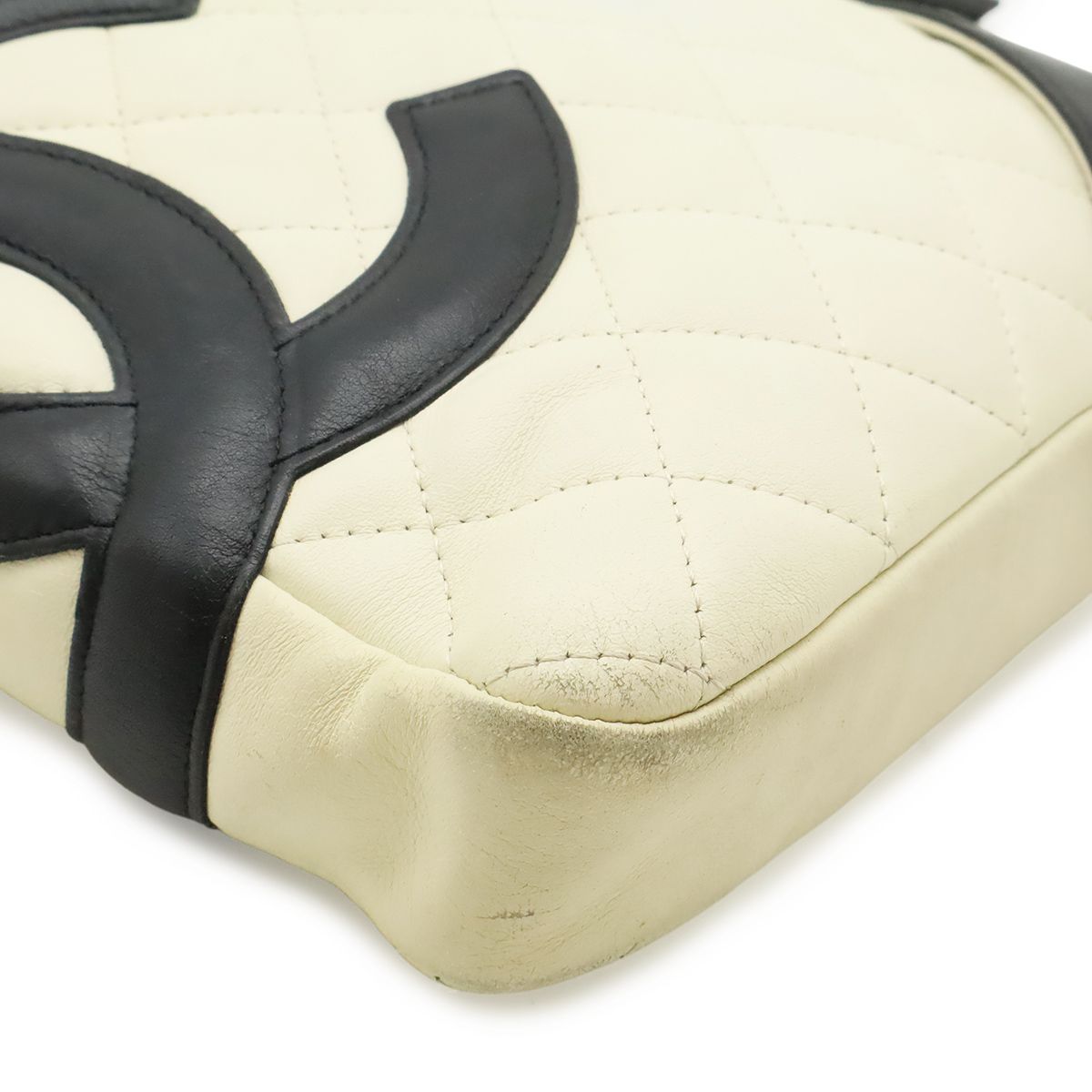 Chanel Cambon Line CC Logo Pochette Shoulder Bag Crossbody Soft Calf White Black — view 3