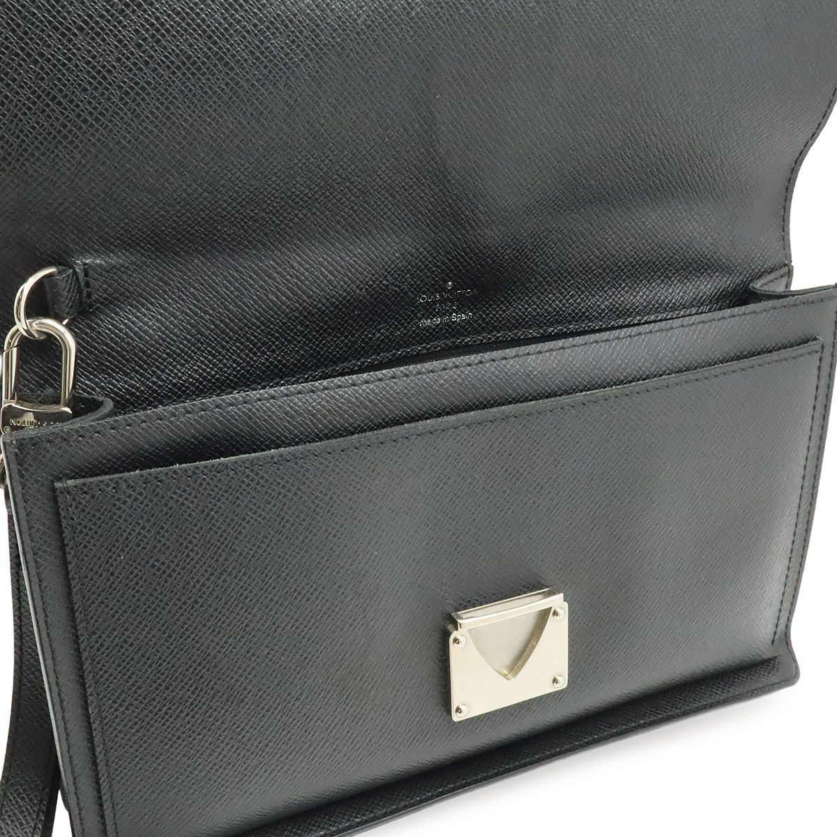 Louis Vuitton Taiga Belair Clutch Ardoise Black Silver — view 6