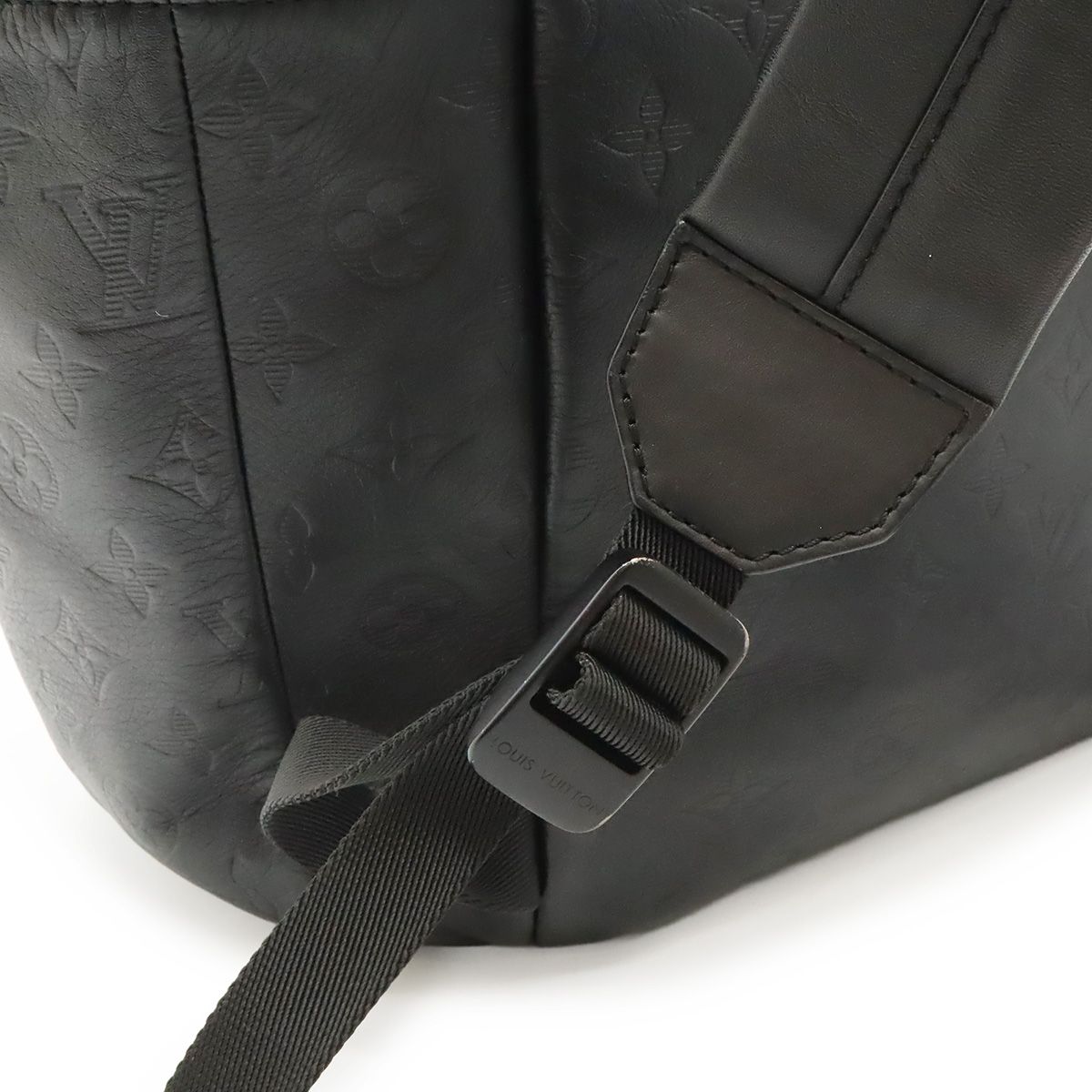 Louis Vuitton Monogram Shadow Discovery Backpack Noir Black — view 5