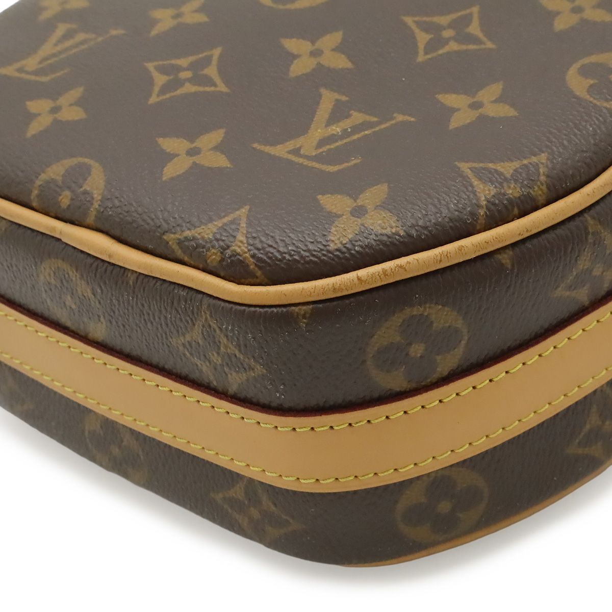 Louis Vuitton Monogram Boite Chapeau Superple PM Shoulder Bag Pochette — view 3