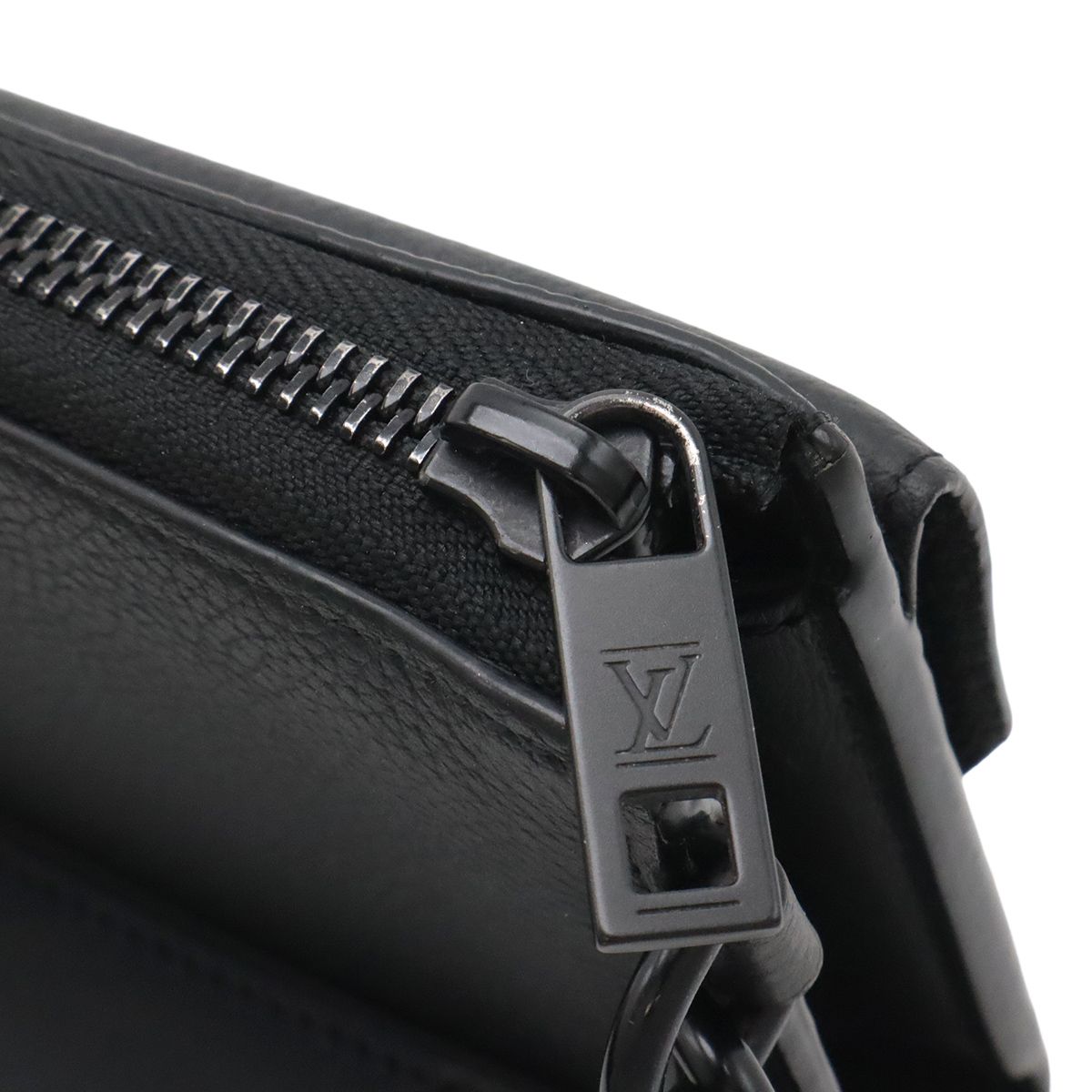 Louis Vuitton LV Aerogram Zippy Wallet L-shaped Zipper Gray Leather Noir Black — view 5