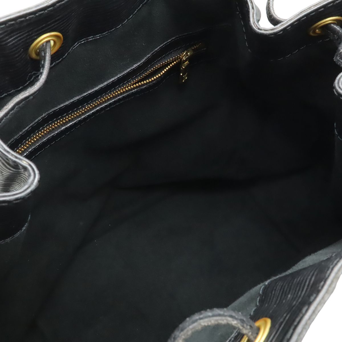 Louis Vuitton Epi Noe Shoulder Bag Drawstring Noir Black Gold — view 5