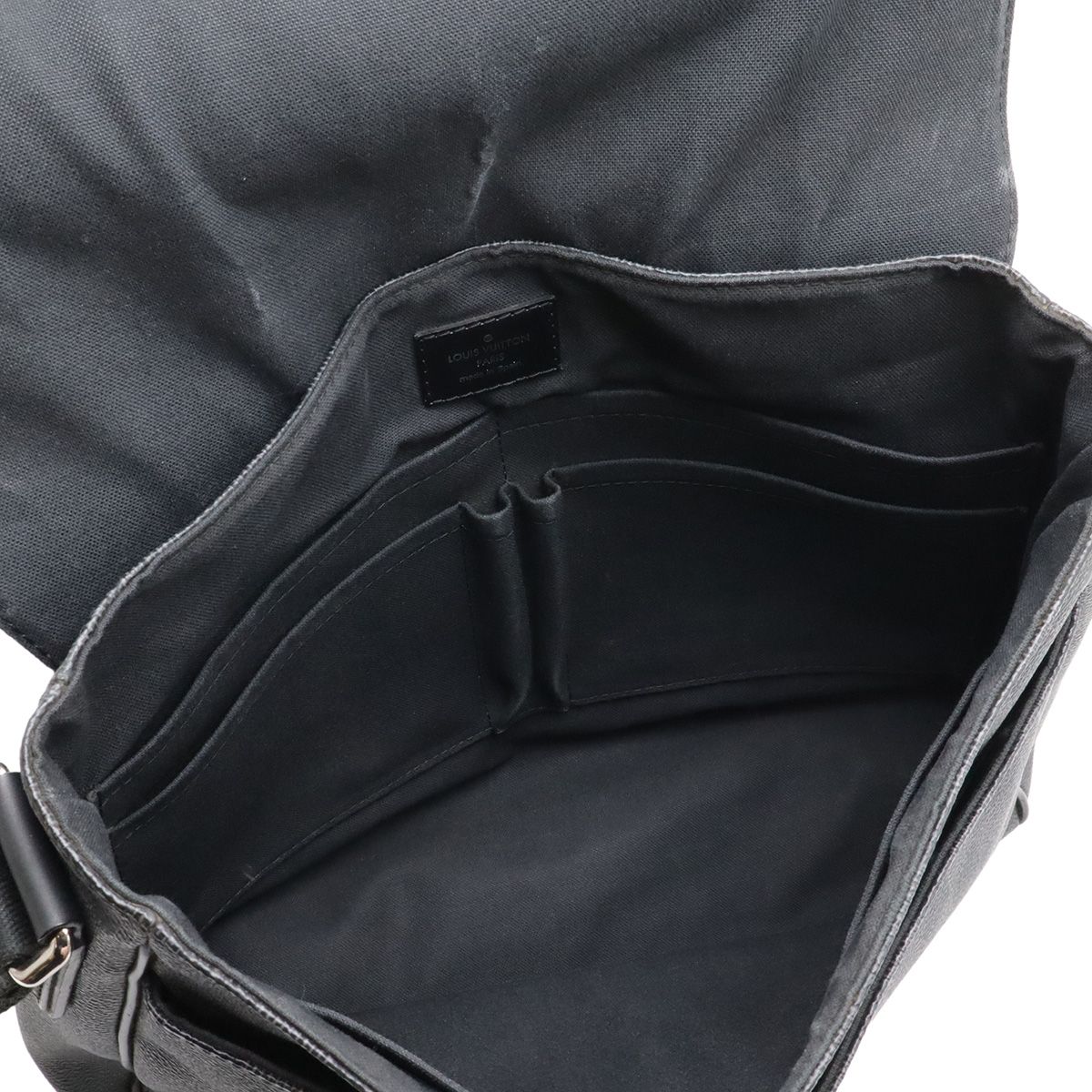 Louis Vuitton Damier Graphite District MM Shoulder — view 5