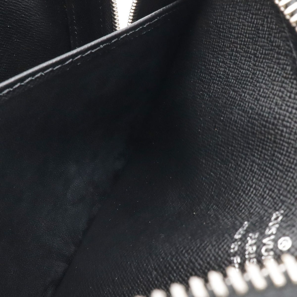 Louis Vuitton Taiga Baikal Clutch Handbag Ardoise Black — view 7