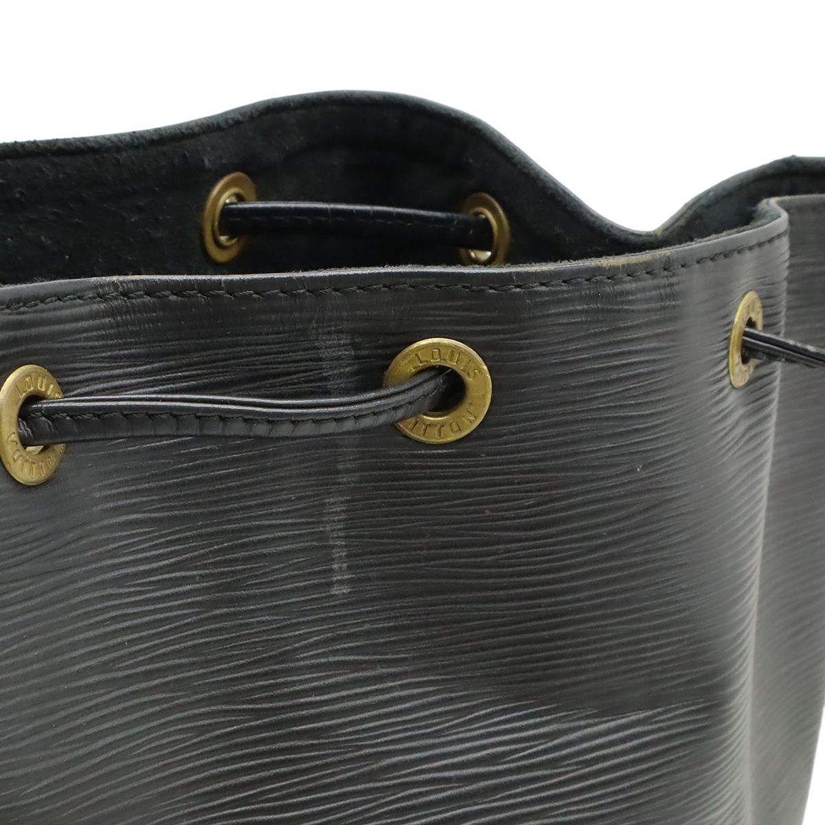 Louis Vuitton Epi Noe Shoulder Bag Drawstring Noir Black Gold — view 9