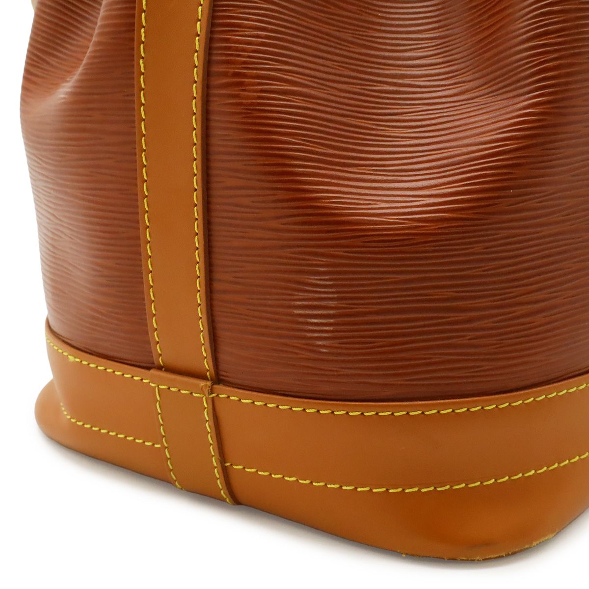 Louis Vuitton Epi Noe Drawstring Shoulder Bag Bicolor Leather Kenya Brown — view 8