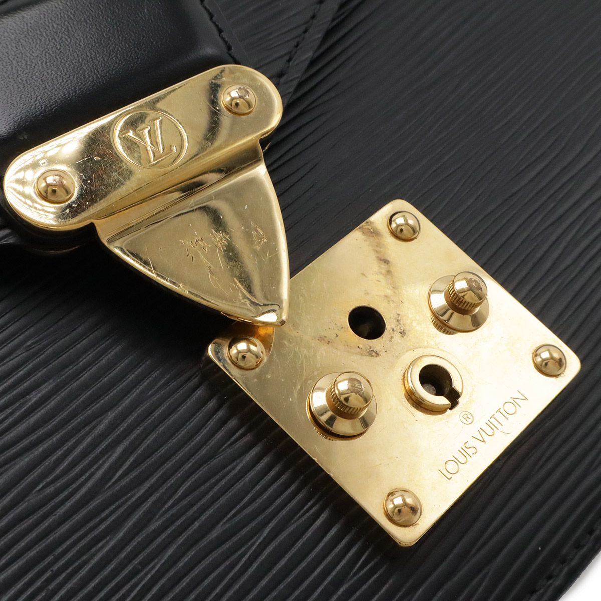Louis Vuitton Epi Pochette Series Dragonne Second Bag Noir Black Gold — view 6
