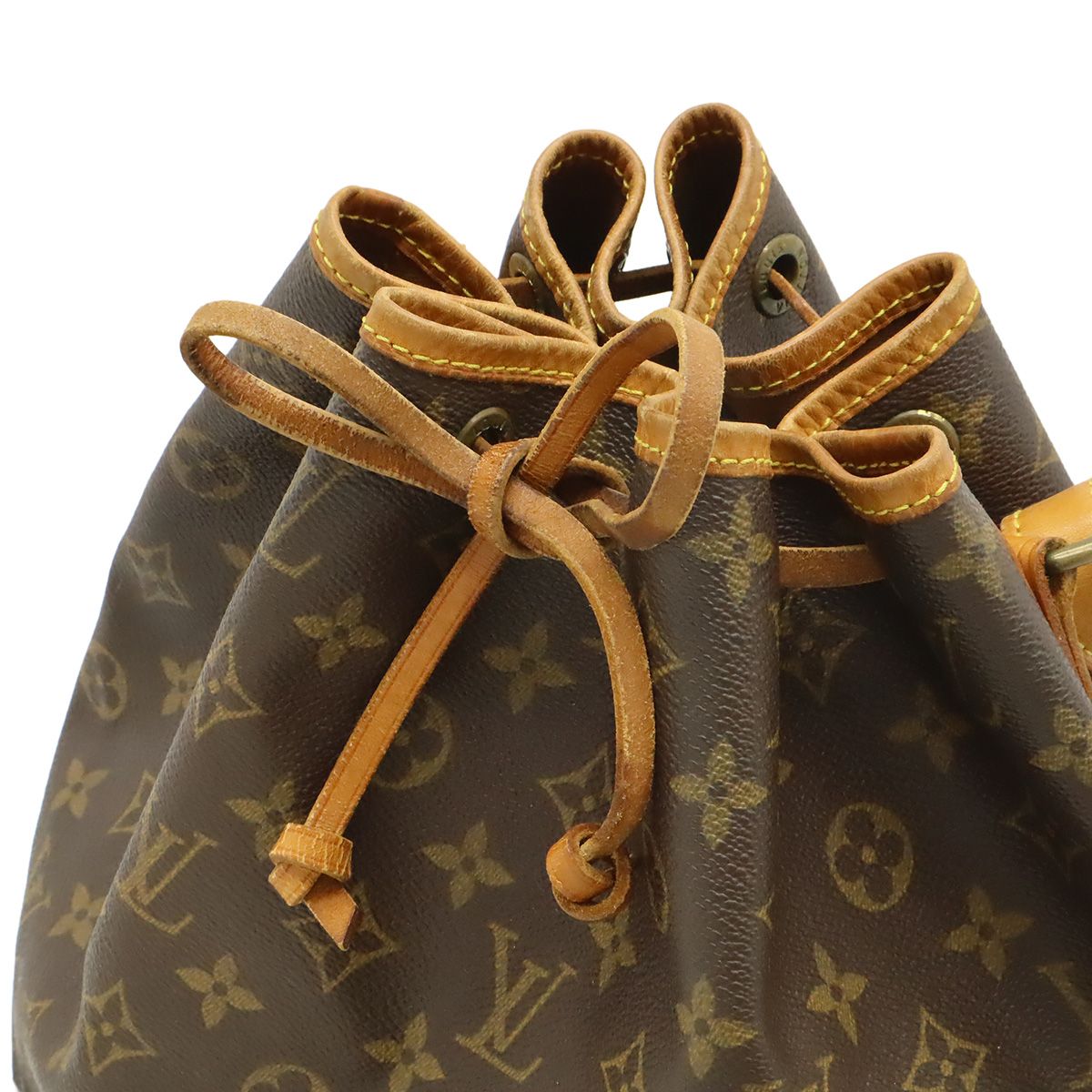 Louis Vuitton Monogram Noe Shoulder Bag Semi Drawstring — view 4