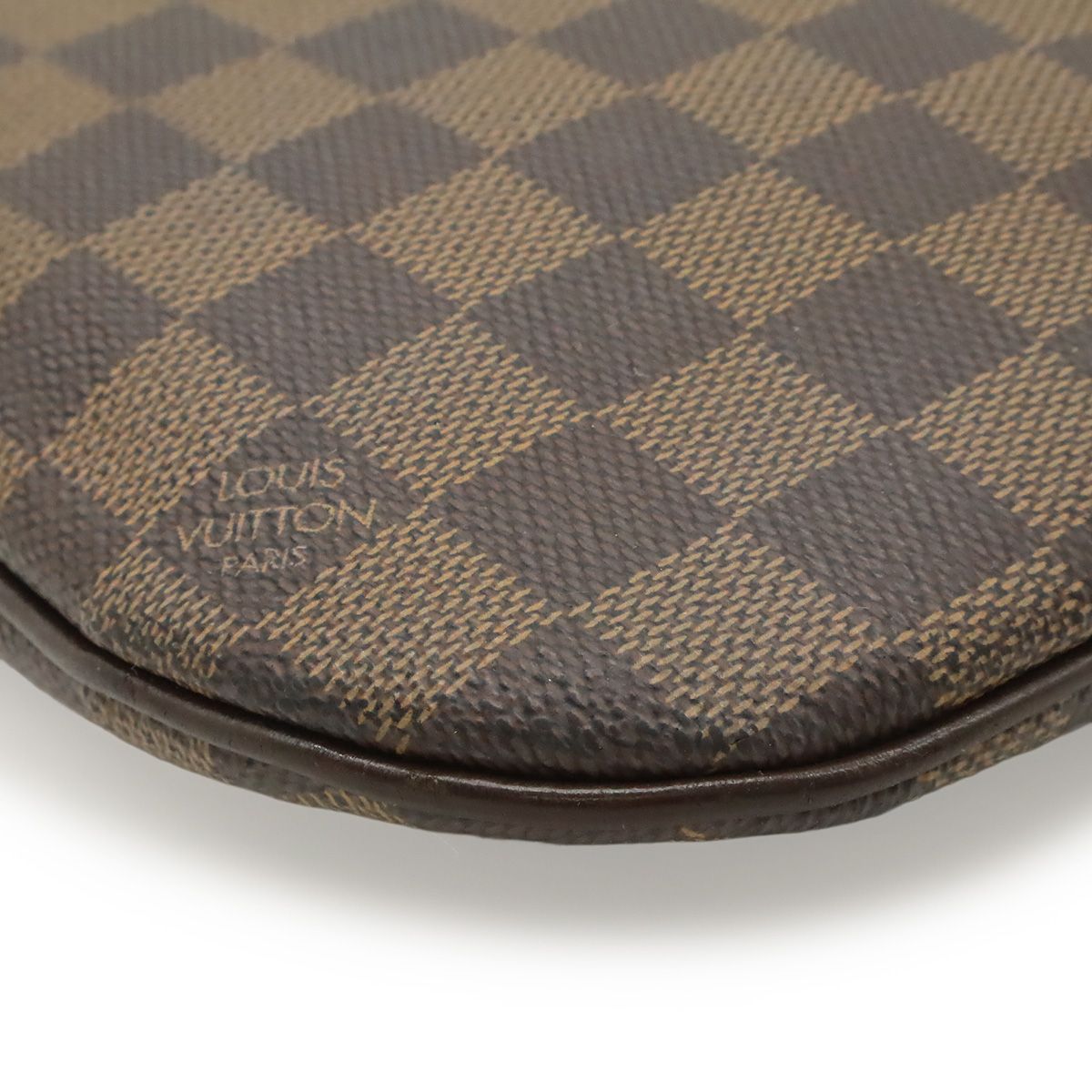 Louis Vuitton Damier Pochette Bosphore Shoulder — view 3