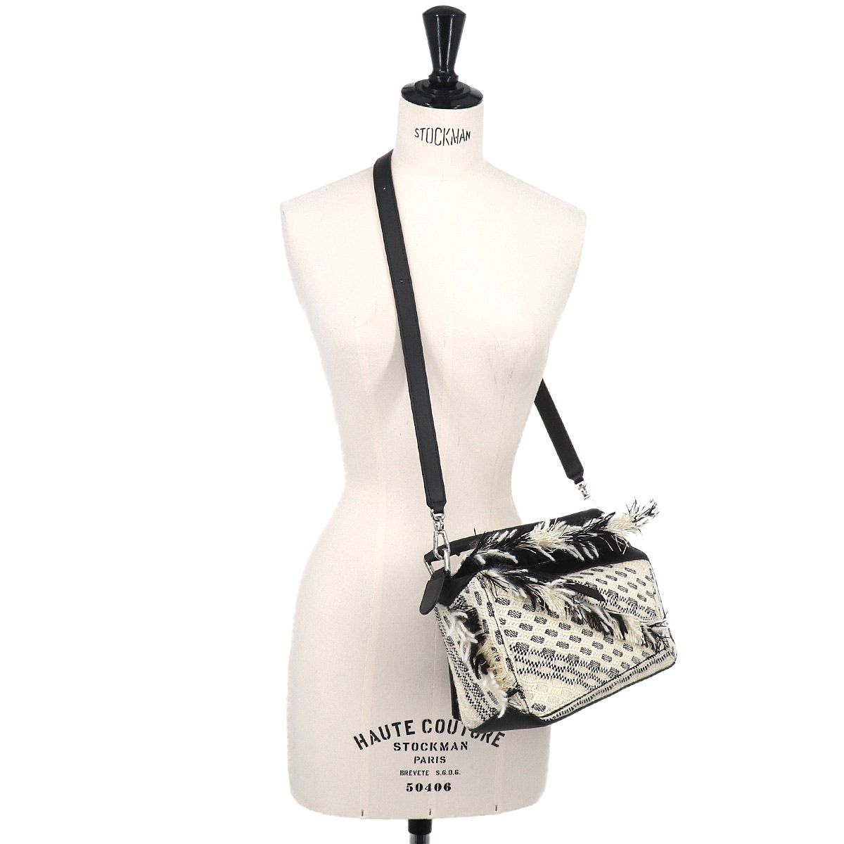 Loewe Puzzle Bag Small 2-Way Bag Cotton Yarn White Black — view 9