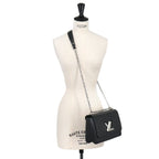 Louis Vuitton Epi Twist MM Chain Shoulder Bag Leather Noir — view 9