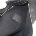 Louis Vuitton Taigarama Duo Sling Bag Noir — view 8