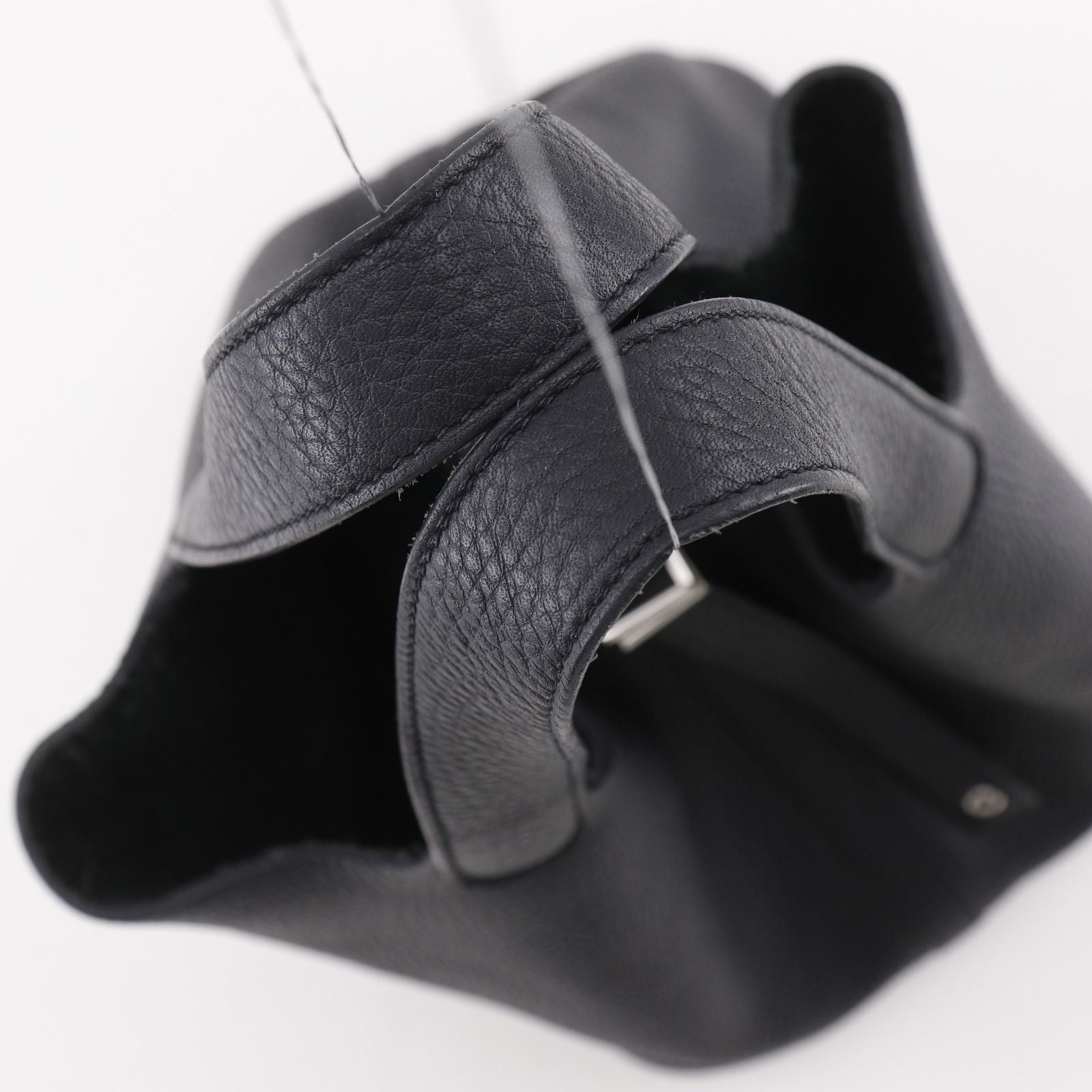 Hermes Picotin Lock 22 Taurillon Clemence Black Silver Handbag — view 5