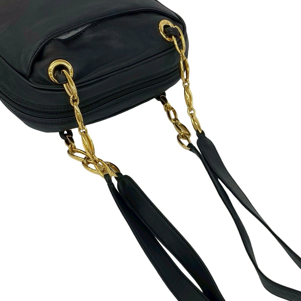 Loewe Vintage Anagram Logo Nappa Leather Shoulder Bag Black — view 4