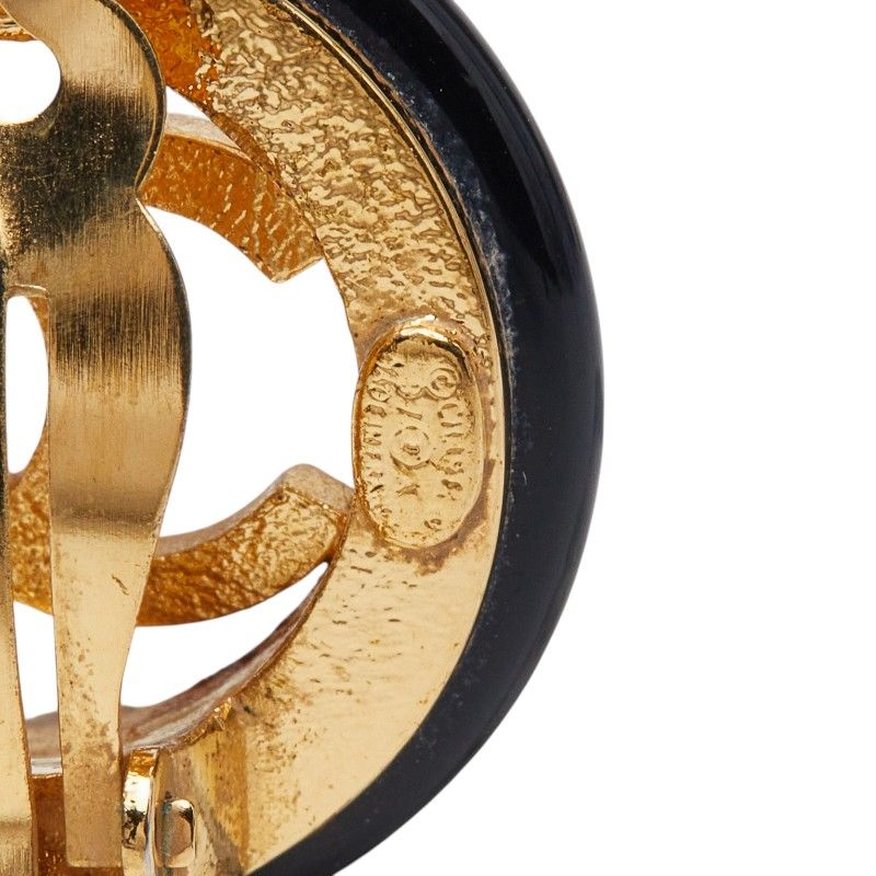 Chanel CC Logo Vintage Round Earrings 97 Black Gold Plated Plastic — view 4