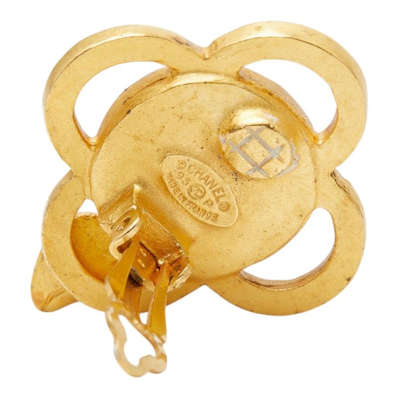 Chanel CC Logo Flower Vintage Earrings 95 Gold Plated Faux Pearl — view 4