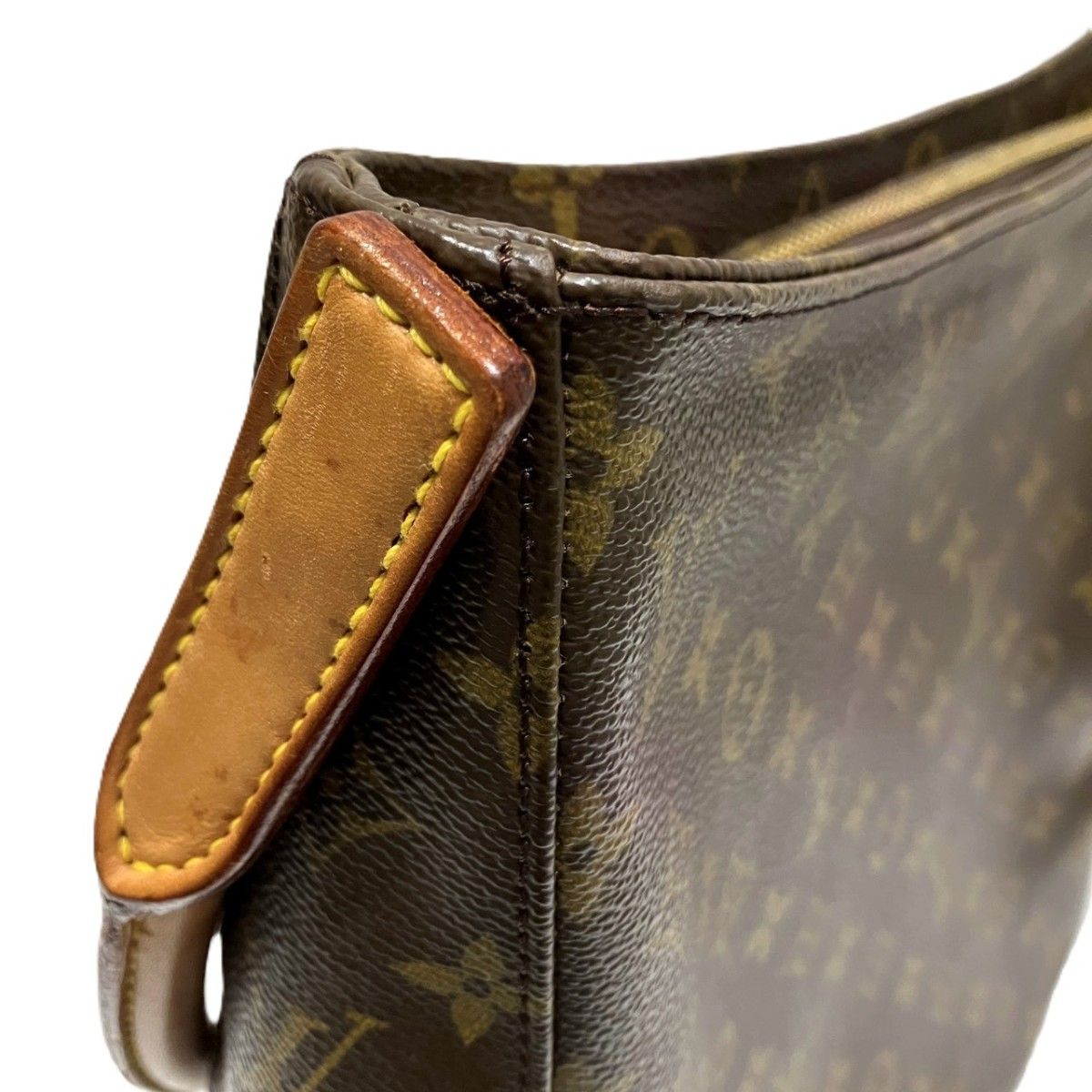 Louis Vuitton Looping GM Monogram Tote Canvas — view 9