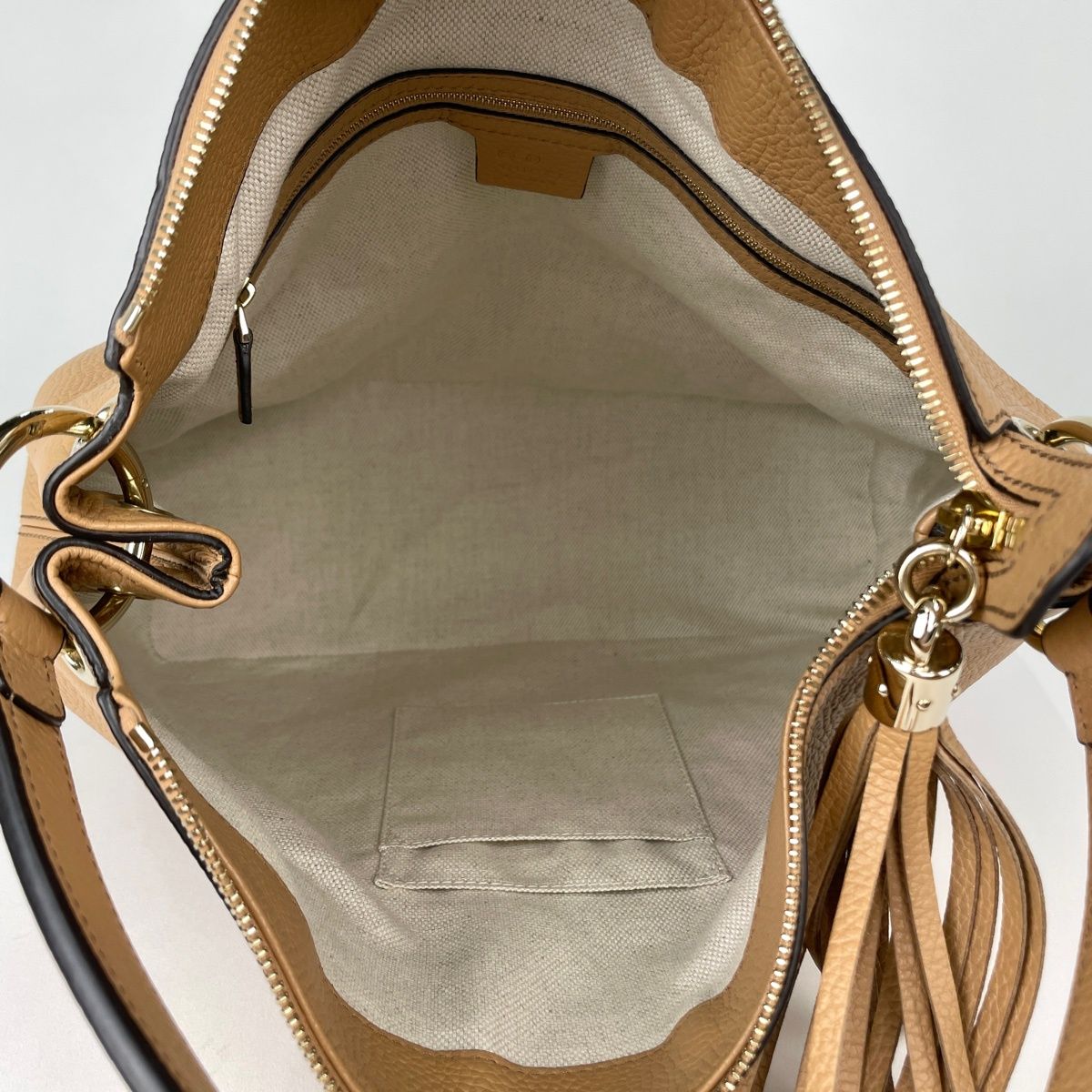 Gucci Soho 2-Way Shoulder Bag Interlocking Fringe Leather Beige — view 7