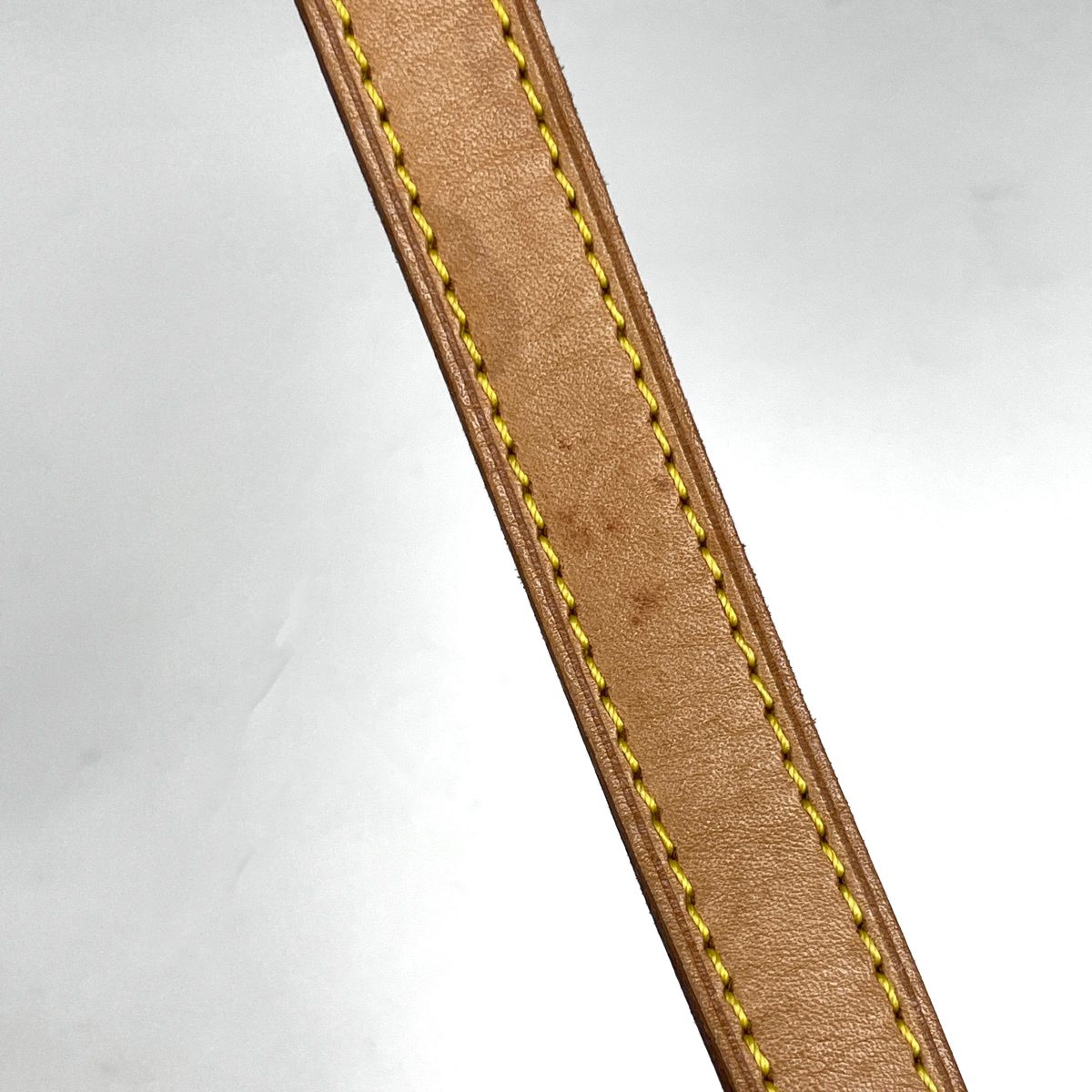 Louis Vuitton Viva-Cite PM Pochette Shoulder Bag Monogram Brown — view 5