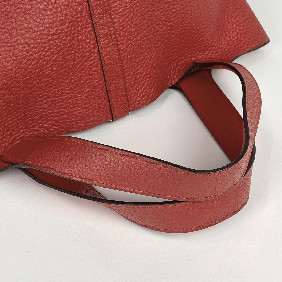 Hermes Picotin Lock MM Handbag Taurillon Clemence Rouge Tomato — view 5
