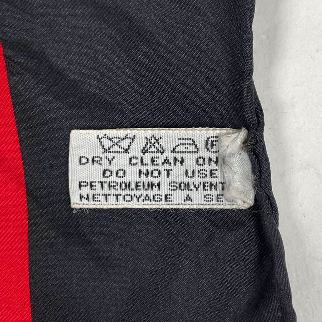 Chanel CC Logo Scarf 31 Rue Cambon Silk Red Black — view 3
