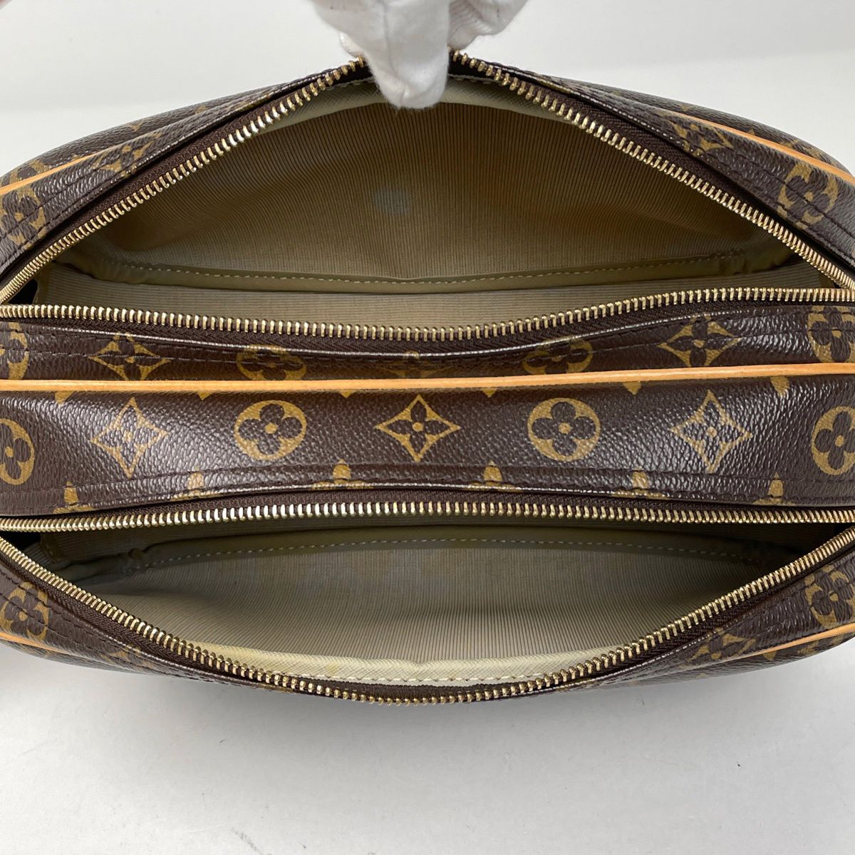 Louis Vuitton Reporter PM Crossbody Shoulder Bag Monogram Brown — view 9