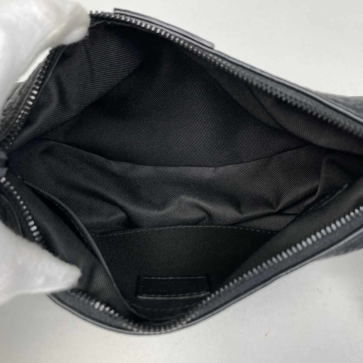Louis Vuitton Hammock PM Shoulder Bag Monogram Shadow Leather Noir — view 7