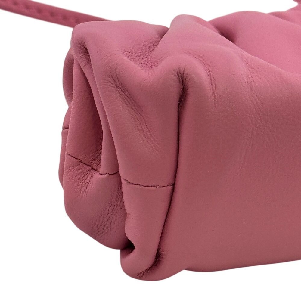 Bottega Veneta Coin Case Gathered Kiss Lock Style Magnetic Closure Minimal — view 3