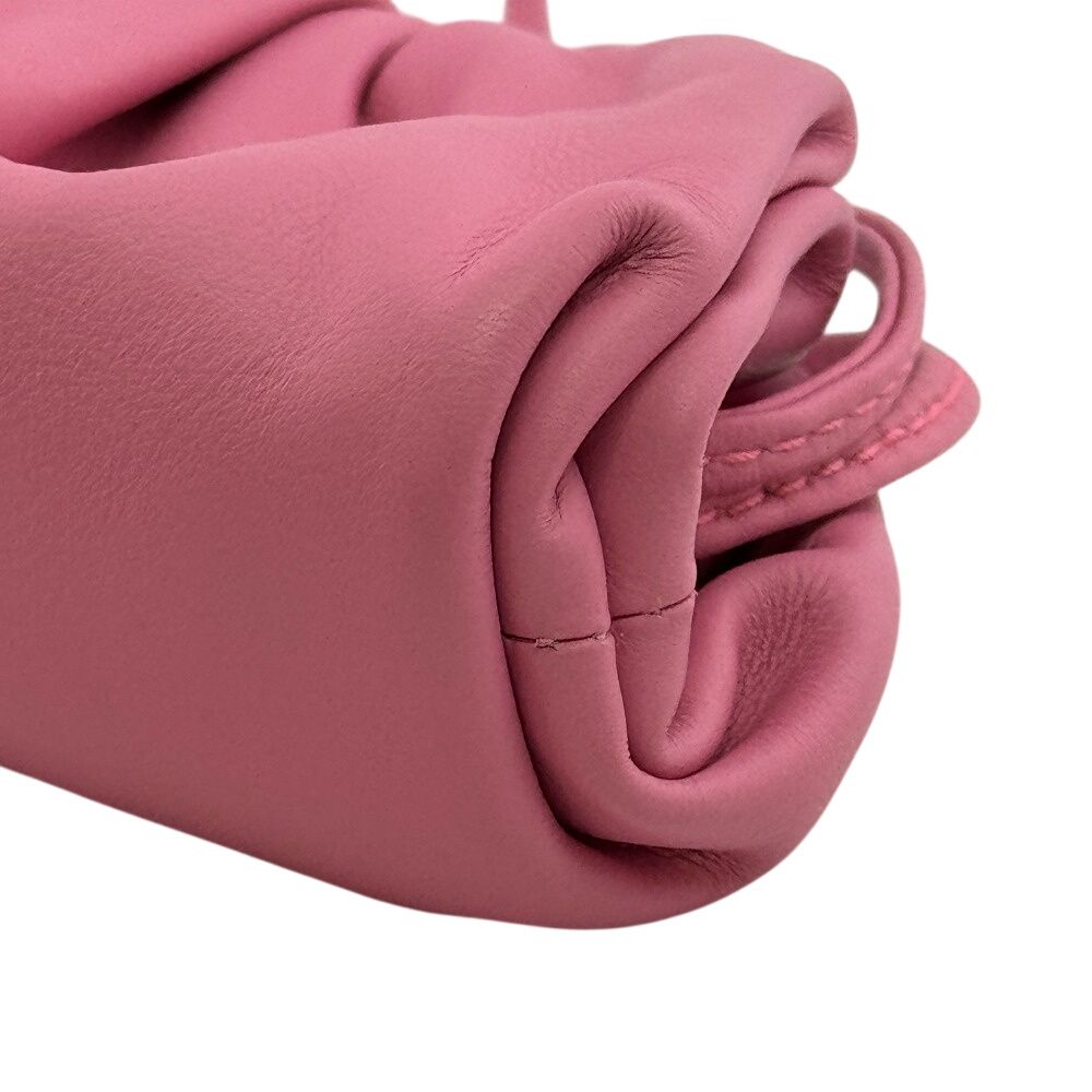 Bottega Veneta Coin Case Gathered Kiss Lock Style Magnetic Closure Minimal — view 4