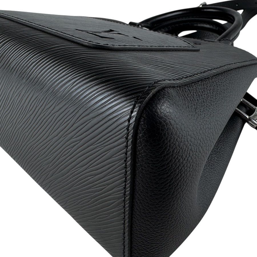 Louis Vuitton Shoulder Bag Marelle Tote BB — view 9