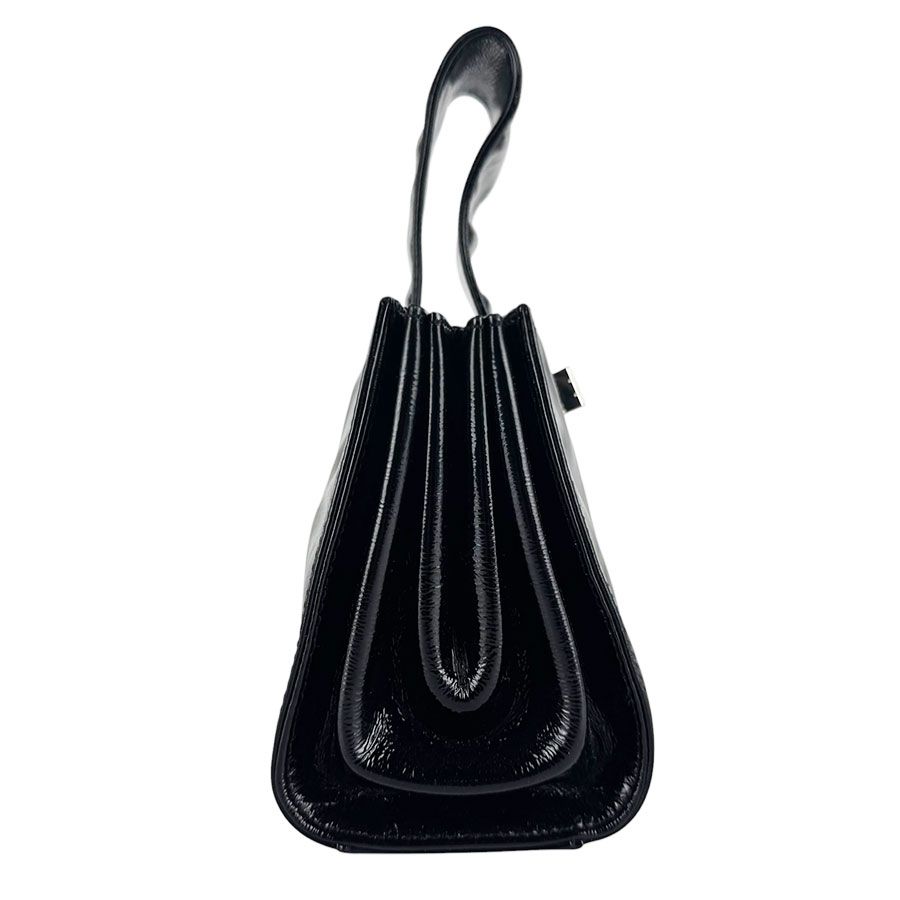 Chanel Handbag Black — view 2