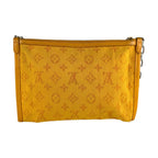 Louis Vuitton Shoulder Bag Monogram White Denim Flat Messenger — view 3