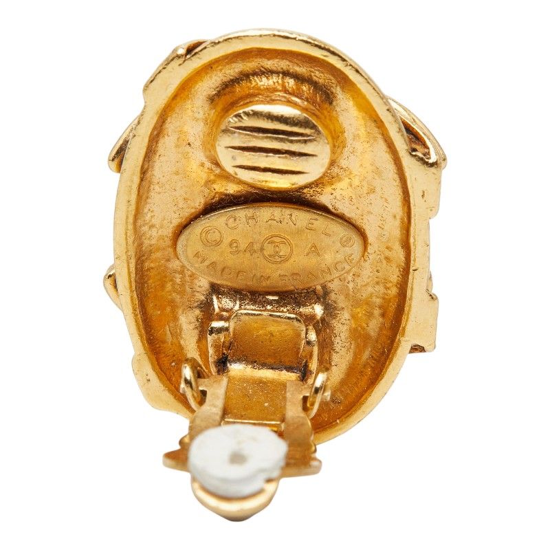 Chanel CC Logo Vintage Single Oval Earrings 94 Gold Plated — view 3