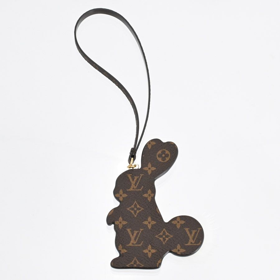 Louis Vuitton Charm Rabbit LV Furry Friend Keychain — view 4