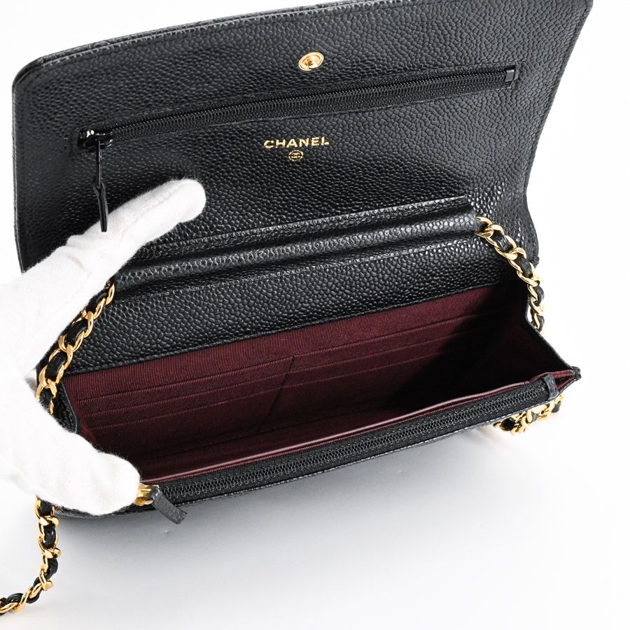 Chanel Chain Wallet Classic Shoulder — view 4