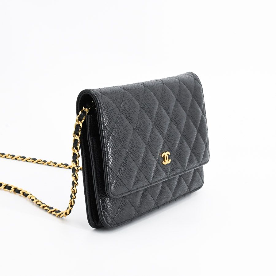 Chanel Chain Wallet Classic Shoulder — view 2