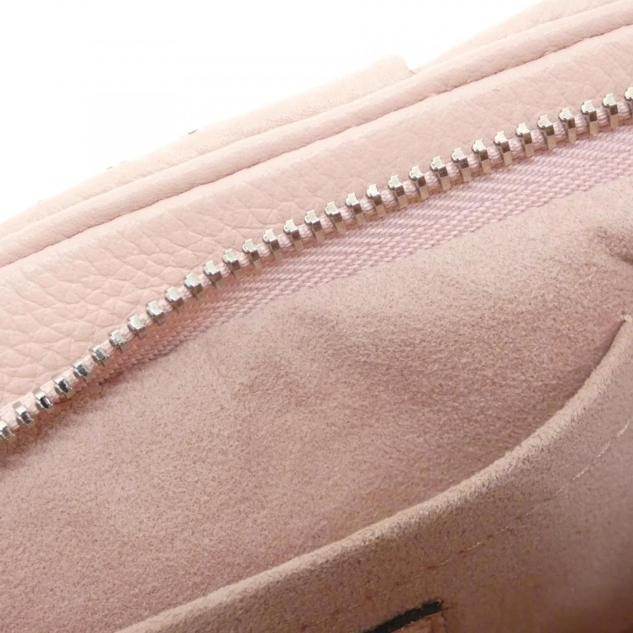 Louis Vuitton Mahina Scala Mini Shoulder — view 8