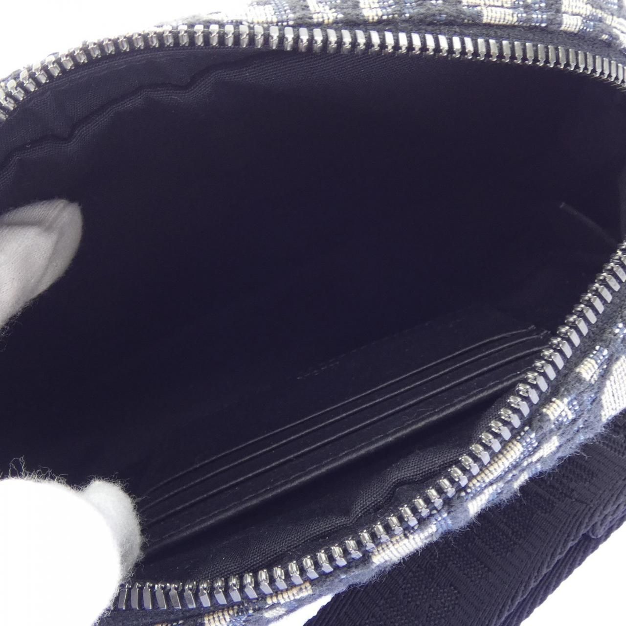 Dior Safari Bag Mini Oblique Jacquard — view 6