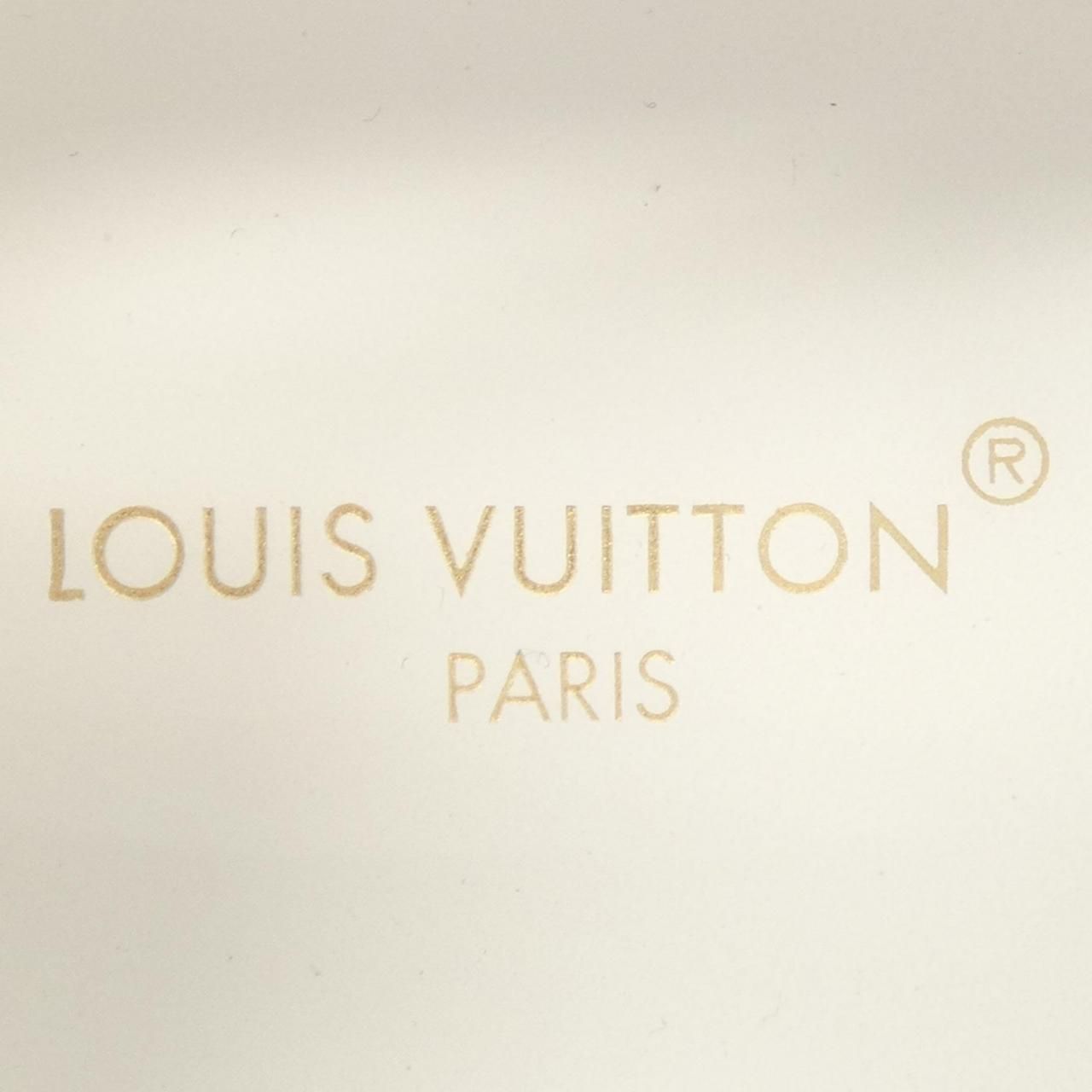 Louis Vuitton Timeout Sneakers — view 6