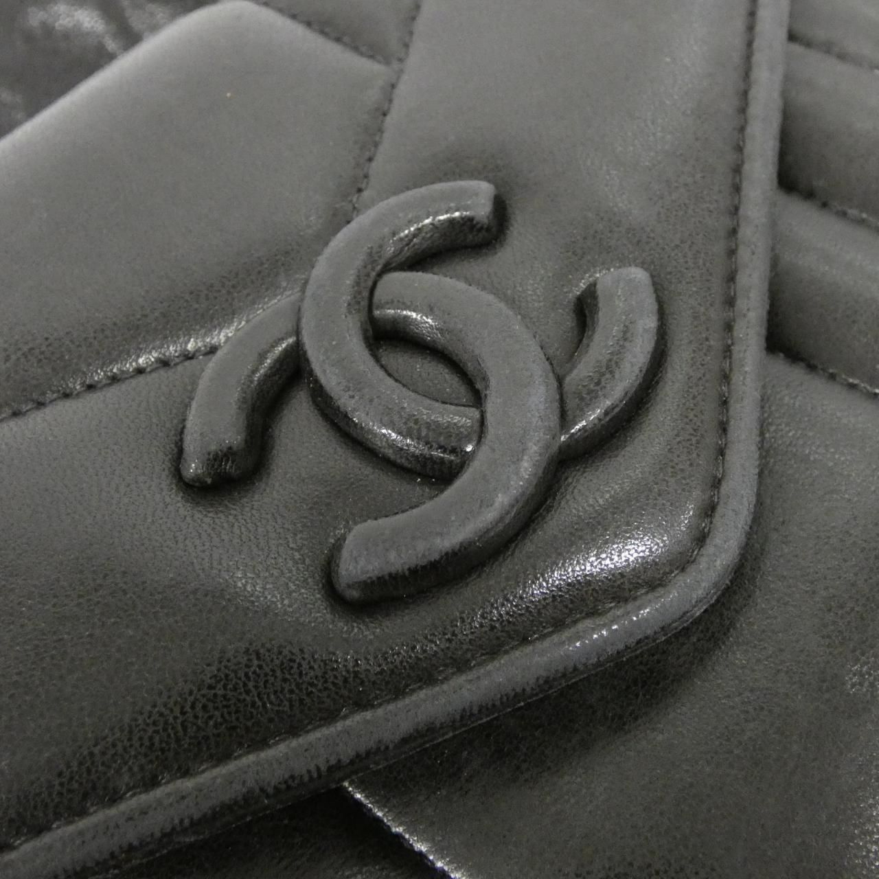 Chanel Vintage Shoulder — view 5