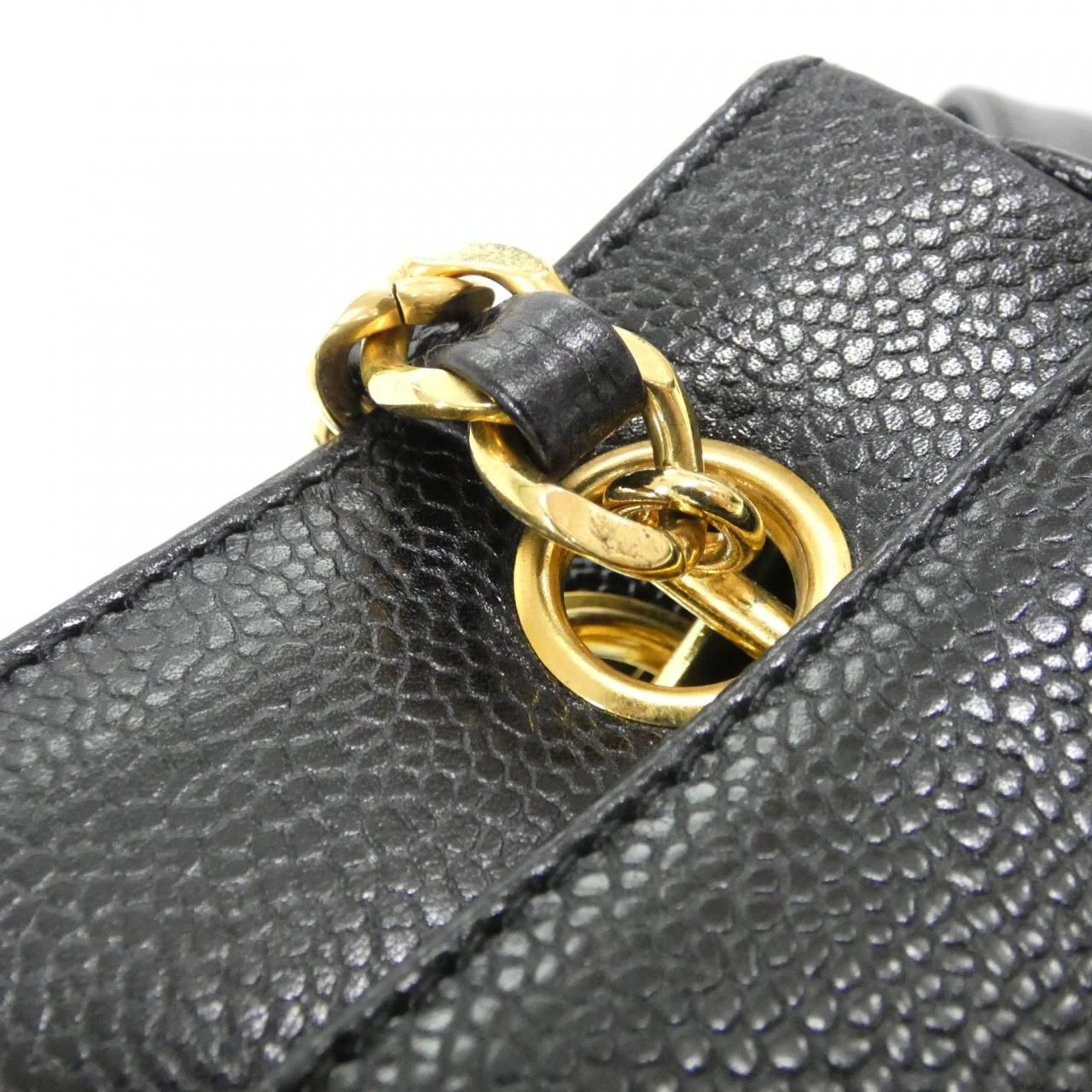 Chanel Vintage Shoulder — view 4