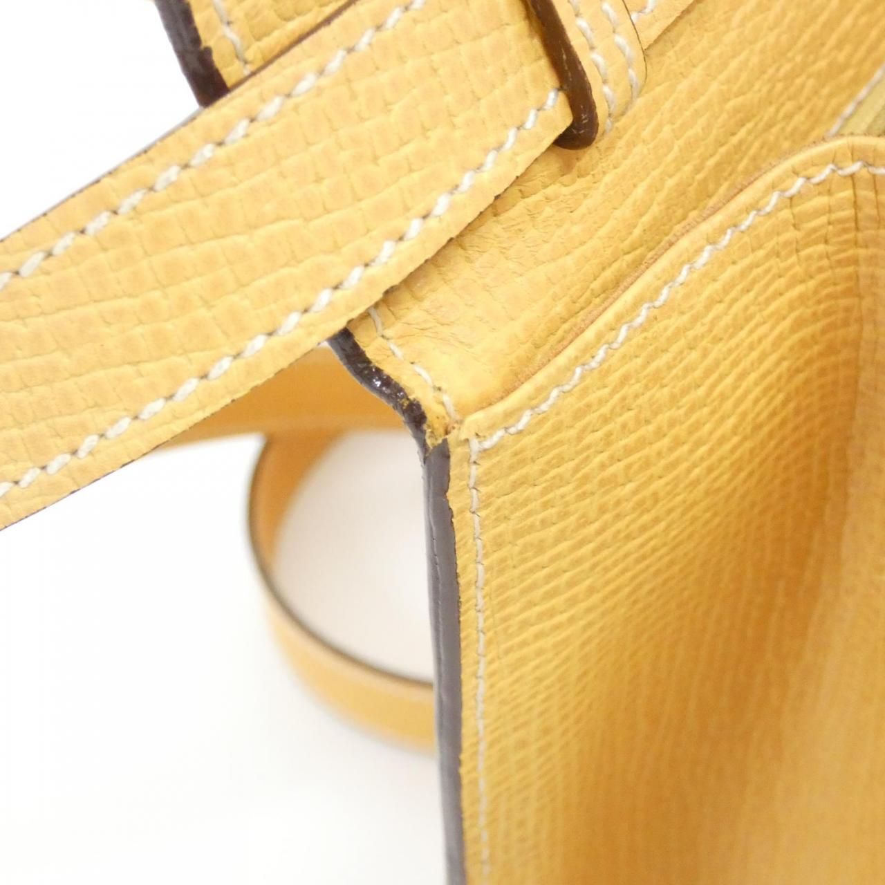 Loewe Vintage Bag Handbag Yellow — view 6
