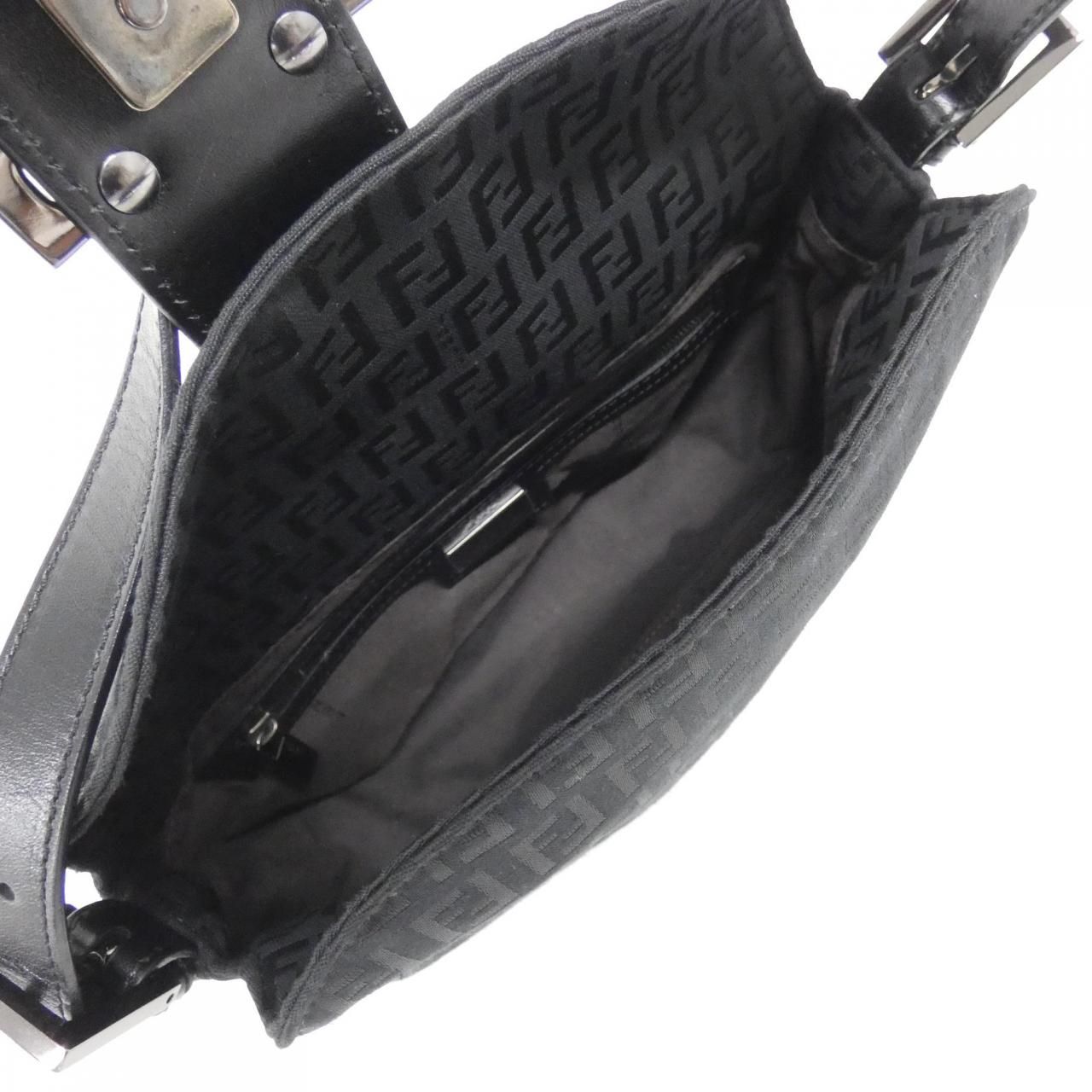 Fendi Vintage Baguette Jq5 Shoulder — view 7