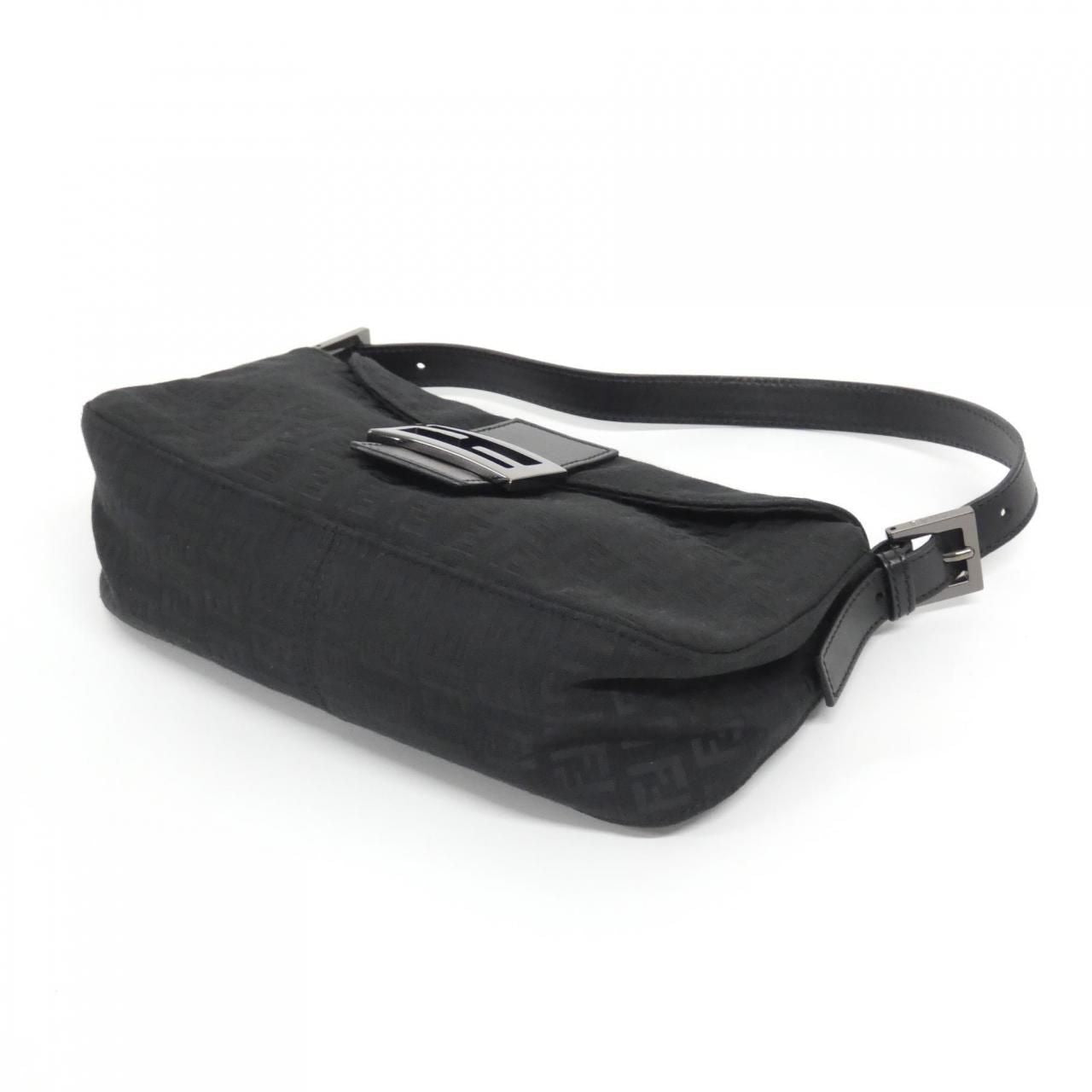 Fendi Vintage Baguette Jq5 Shoulder — view 3