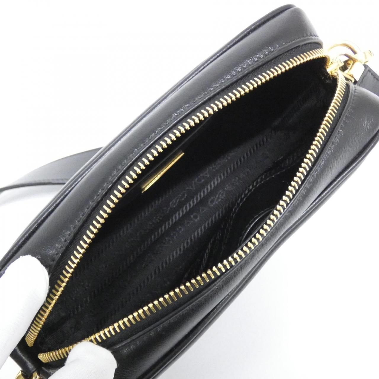 Prada Shoulder Bag Gold — view 8
