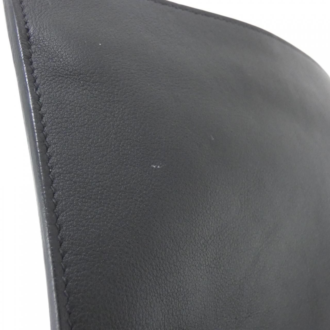 Hermes Chien Plus Shoulder Wallet — view 4