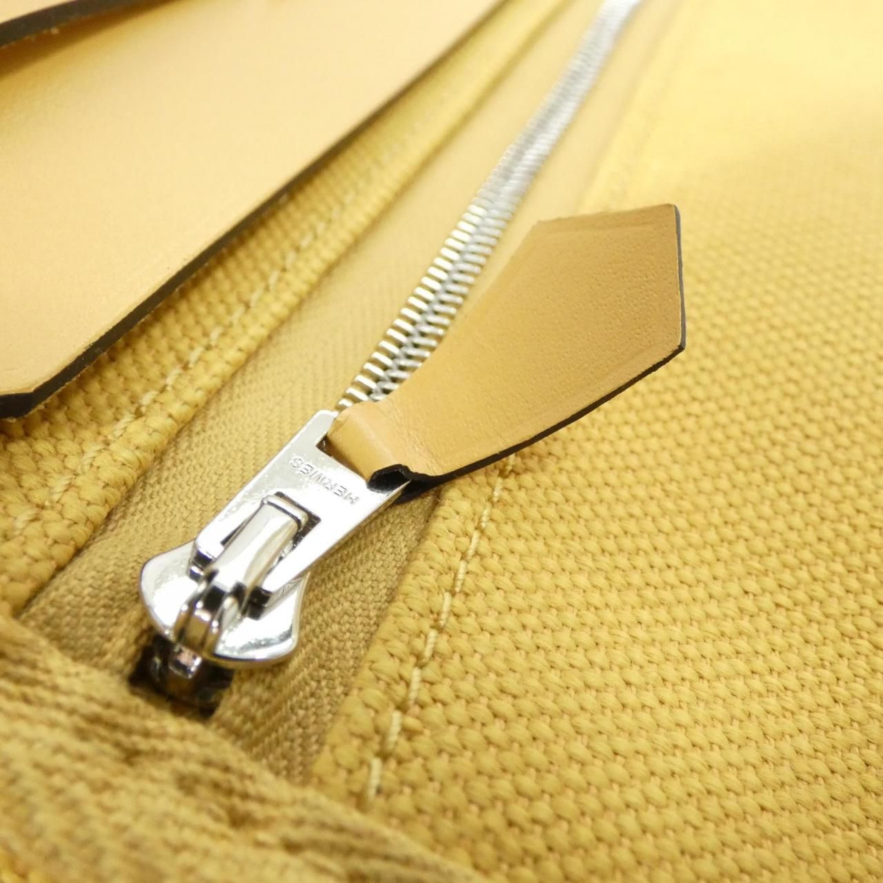 Hermes Herbag Zip 20 cm Shoulder — view 6