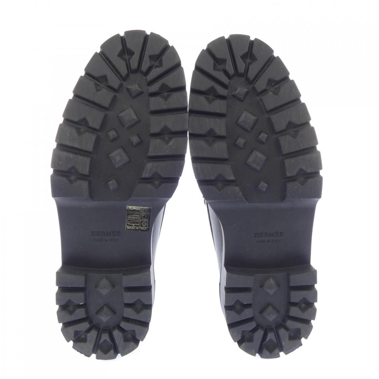 Hermes Cles Man Cut Details Shoes — view 4