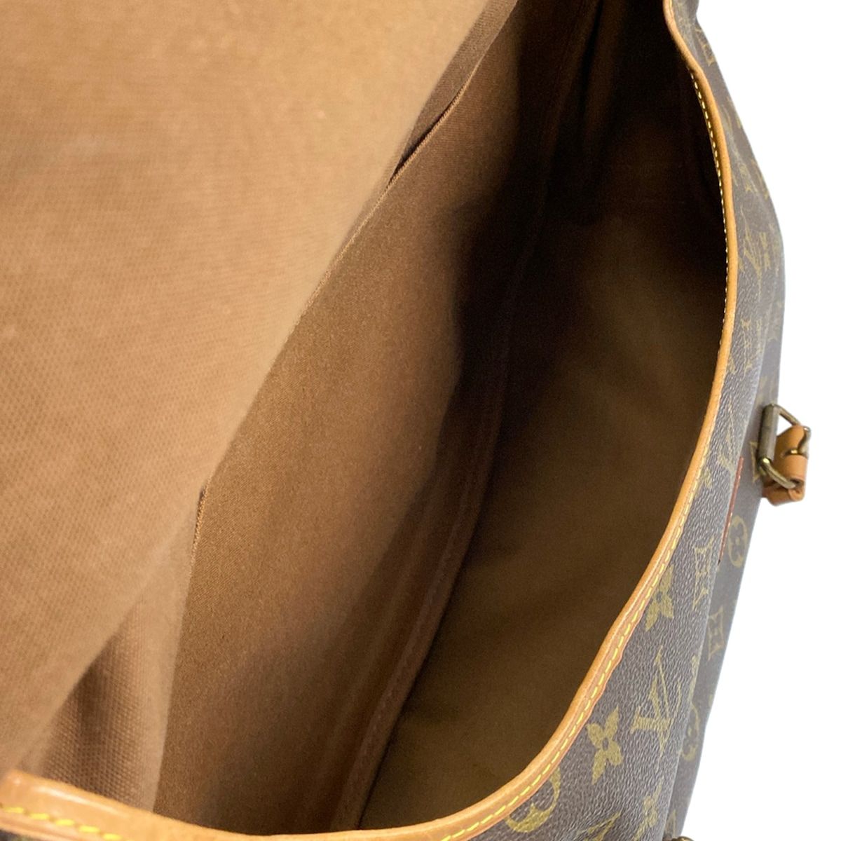 Louis Vuitton Shoulder Bag Monogram Saumur 43 — view 7