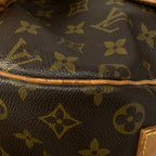 Louis Vuitton Shoulder Bag Monogram Saumur 43 — view 6